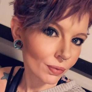 Meet your Posher, Amanda l